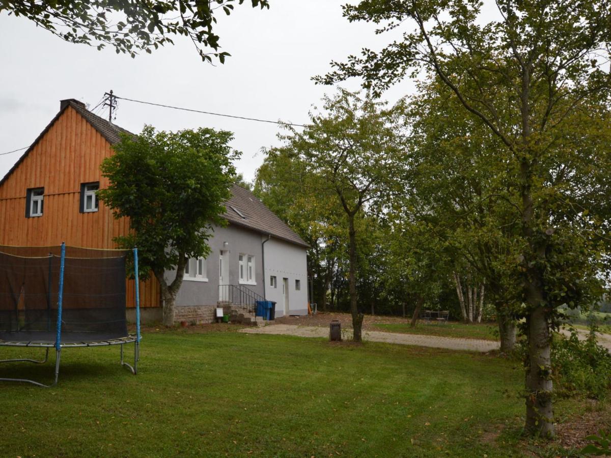 Cozy Holiday Home In Neuendorf With Garden Екстериор снимка
