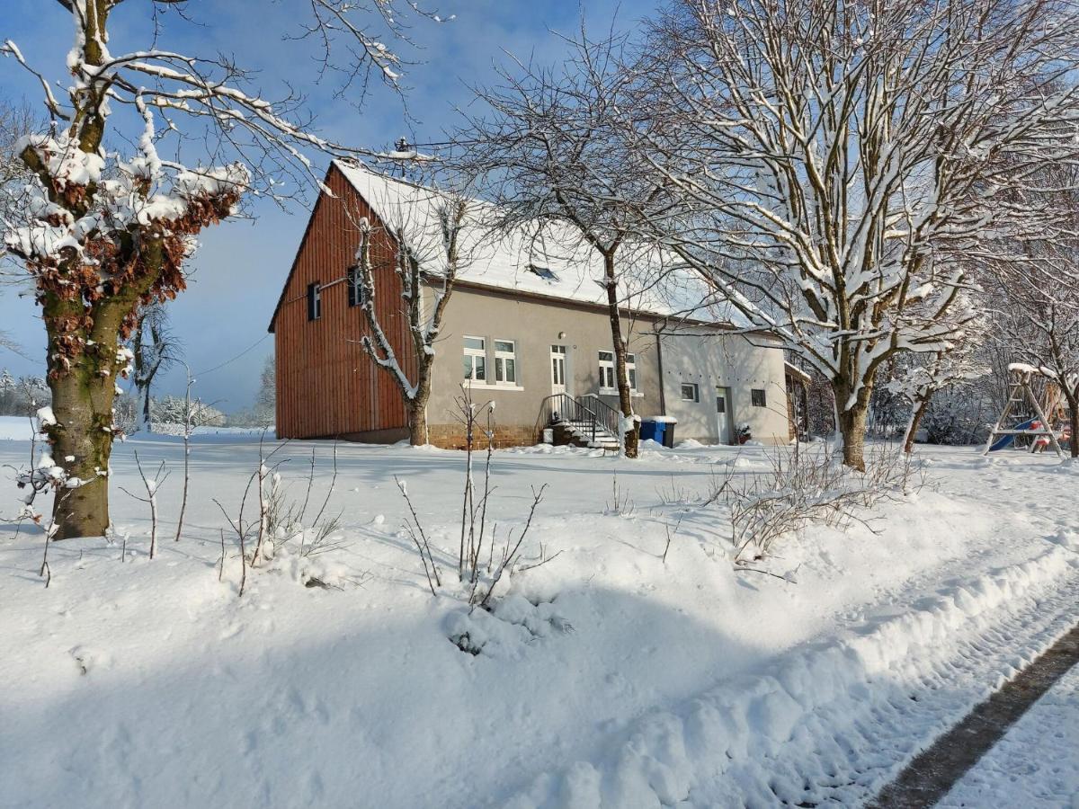 Cozy Holiday Home In Neuendorf With Garden Екстериор снимка