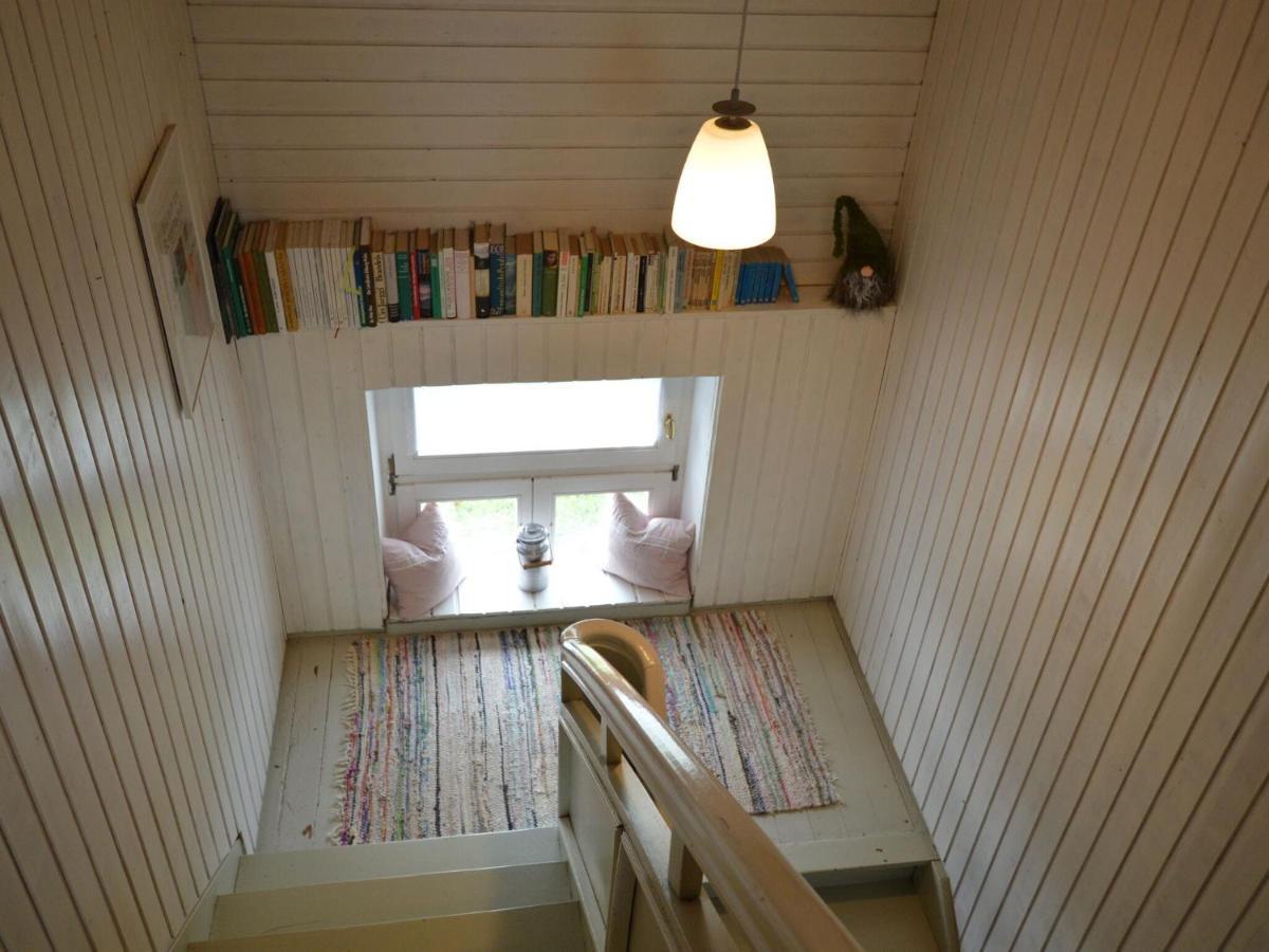 Cozy Holiday Home In Neuendorf With Garden Екстериор снимка